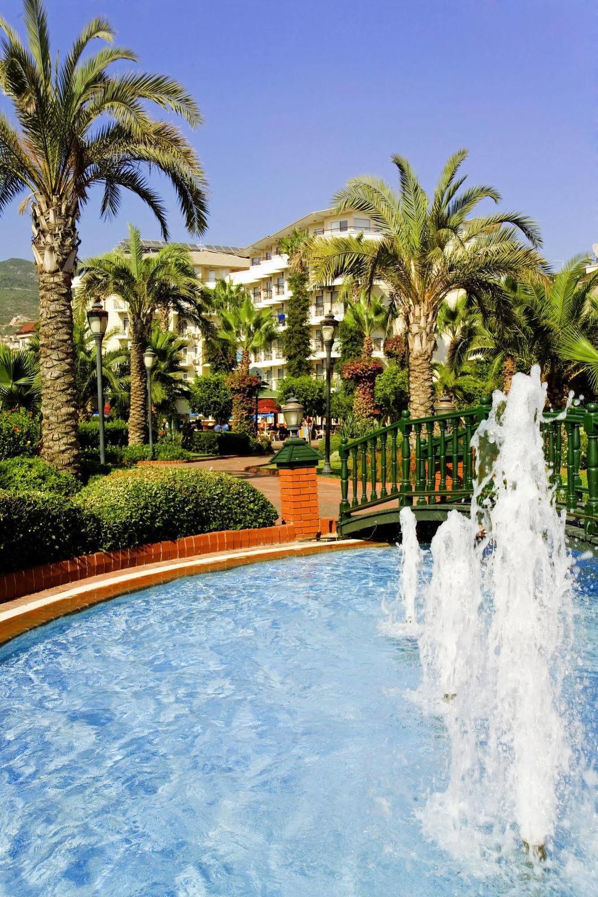Riviera Hotel & Spa Alanya Exterior foto